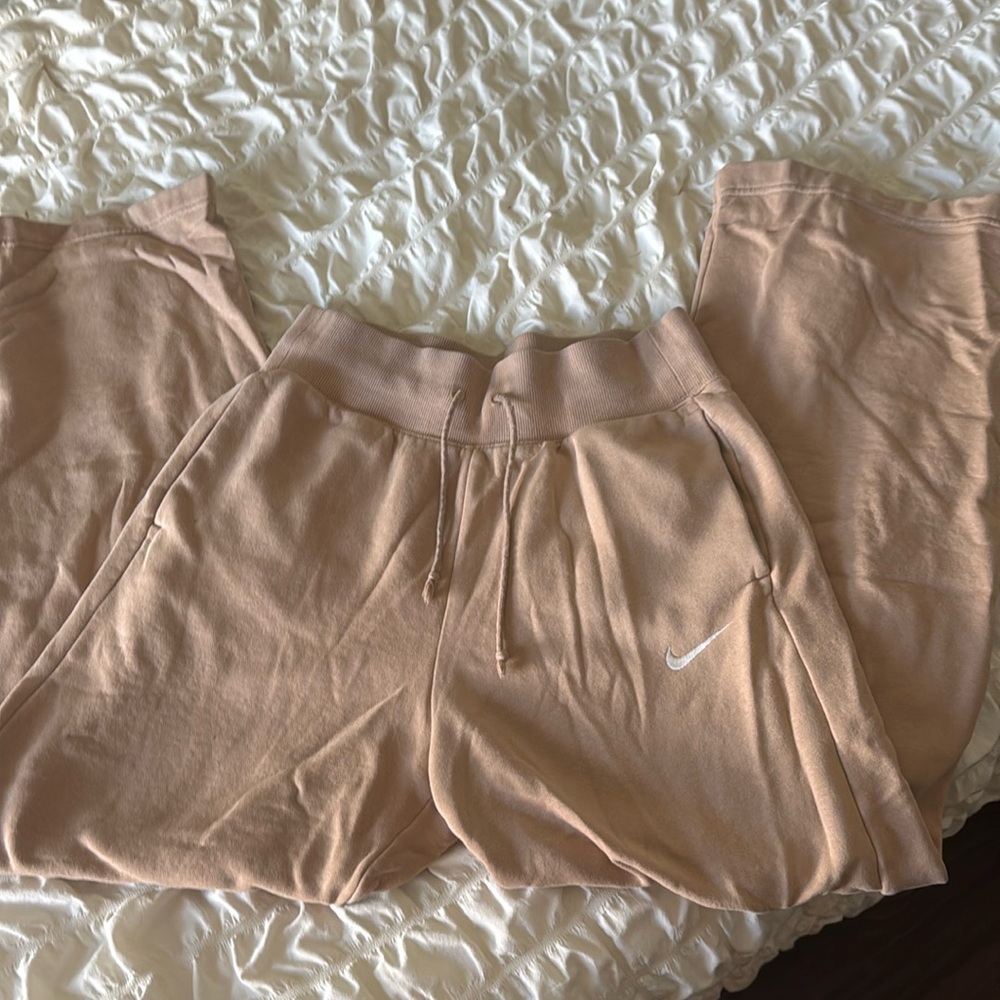 Nike wide leg sweatpants